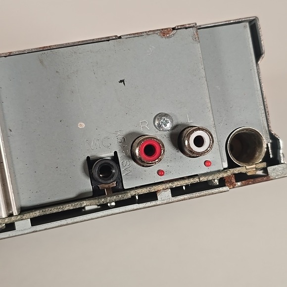 KENWOOD KDC-BT350U Single-DIN In-Dash CD Receiver with Bluetooth Ready - Picture 9 of 12